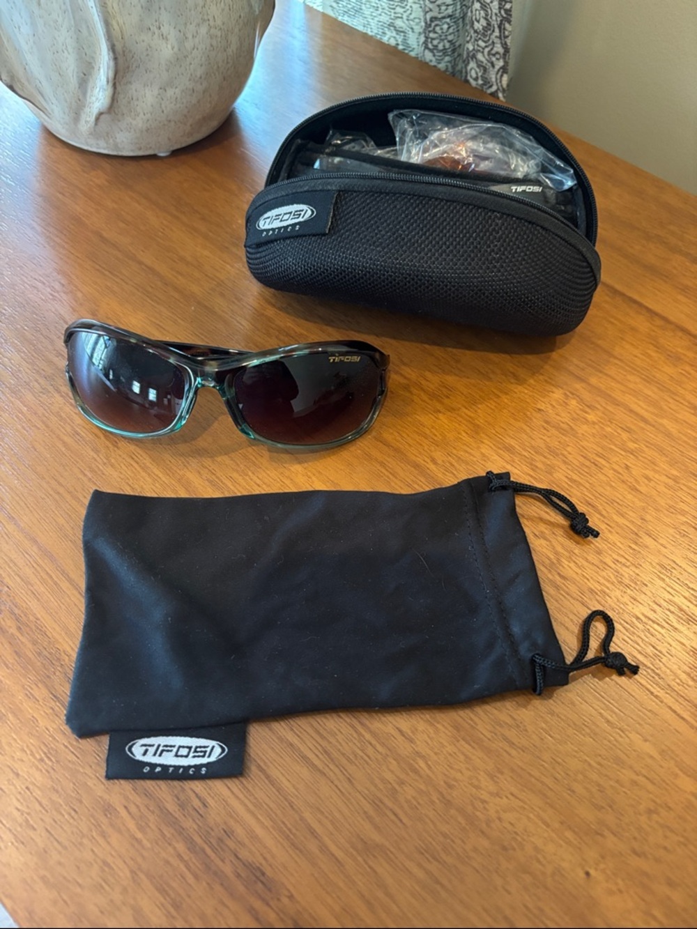 Tifosi Sunglasses in Black and Turquoise Frame with Gradient Lenses